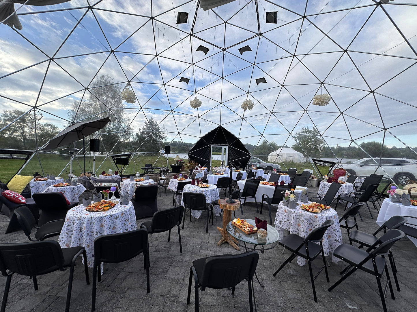 September 9 This is Sinatra - sung and narrated by Raitis Zapackis