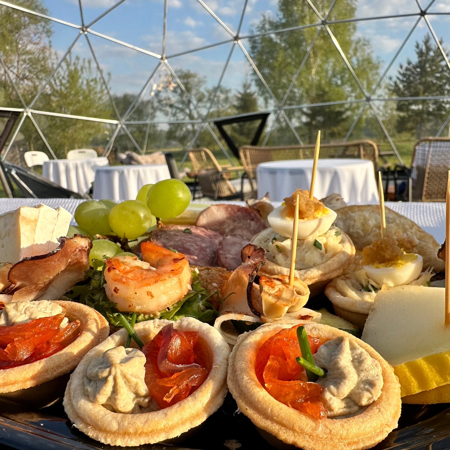 6.10. 19:00 80to gadu kino mūzika, vakars pie galdiņiem ar Marko Ojala un Lauri Amantovu