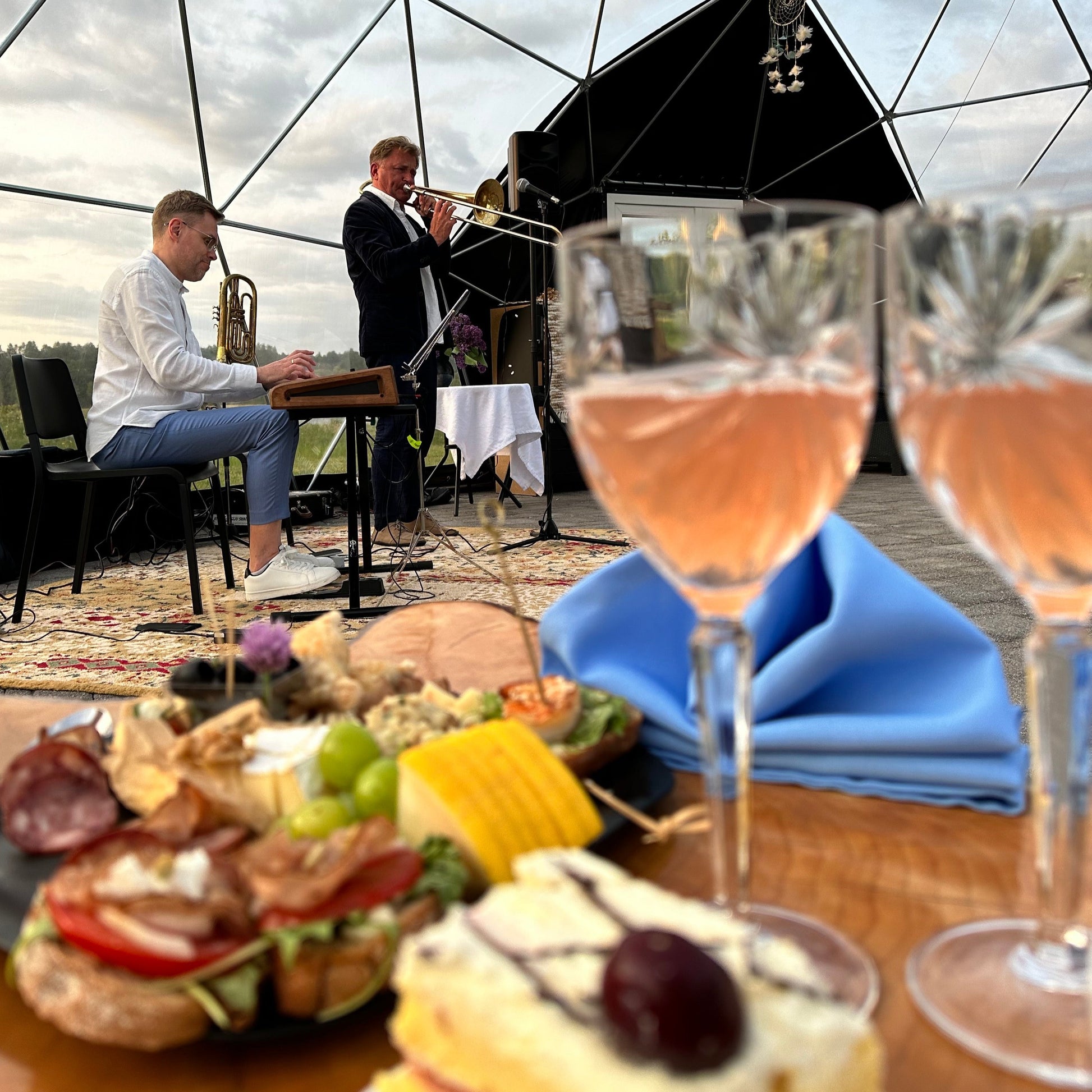 koncertkupols, muzikālas vakariņas, konce, biļetes uz koncertur