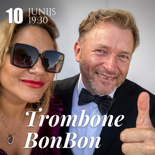 22.09. 19:30 Smooth Jazz with Diana Pirags, saxophone Arunas Viduolis.