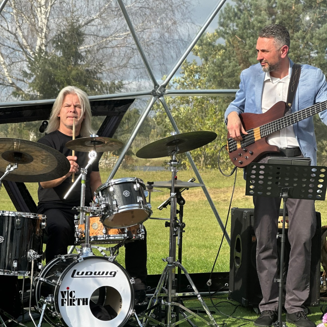 19.04 16:00 Zintis Žvarts “Nenotikušais koncerts” | Raimonda Paula jauno melodiju albūma pirmatskaņojums