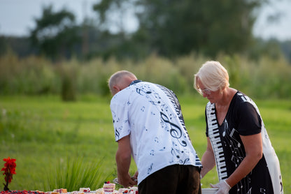 25.04 19:00 Meitenes džeza pasaulē | Vokāls un saksofons, klavieres, kontrabass